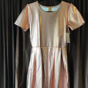LuLaRoe Elegant Amelia Rose Gold size Medium